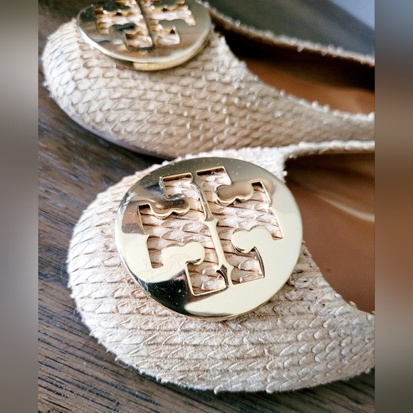 Tory Burch Reva Textured Snake Leather Ballet Flat Shoes Natural Sand US8 - Picture 14 of 16